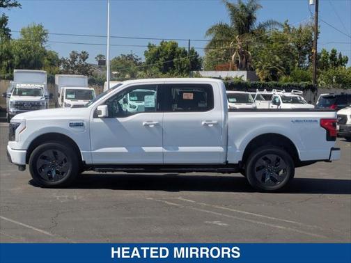 2025 Ford F-150 Lightning LARIAT