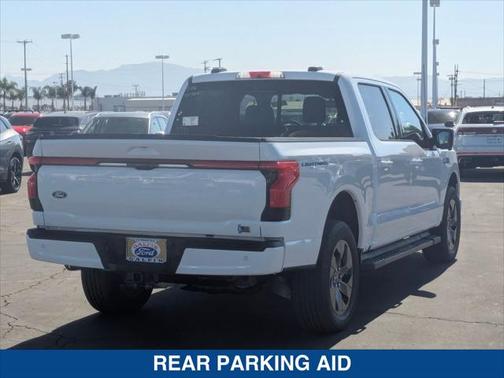 2025 Ford F-150 Lightning LARIAT