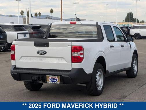 2025 Ford Maverick XL