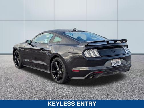 2022 Ford Mustang EcoBoost Premium