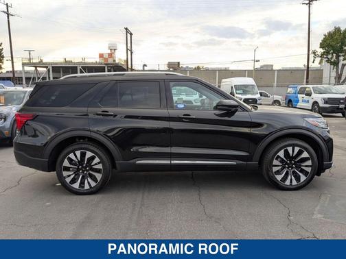 2025 Ford Explorer Platinum