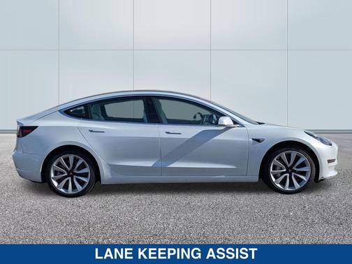 2020 Tesla Model 3 Long Range