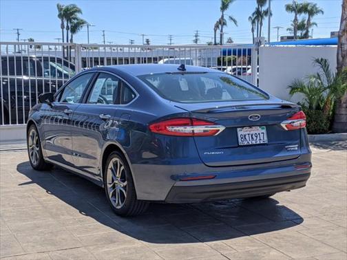 Photo 3 of 20 of 2019 Ford Fusion Hybrid Titanium