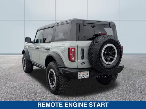 CACTUS GRAY 2024 Ford Bronco Badlands