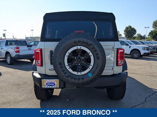 2025 Ford Bronco Base