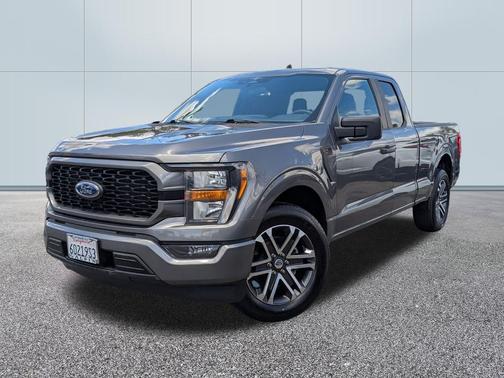 CARBONIZED GRAY METALLIC 2023 Ford F-150 XL