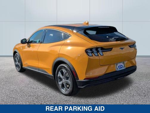 2022 Ford Mustang Mach-E Select