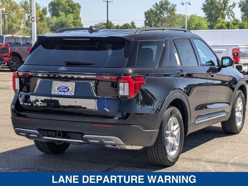 2025 Ford Explorer ST Line