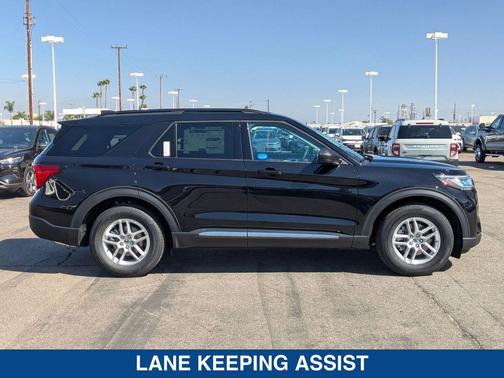 2025 Ford Explorer ST Line