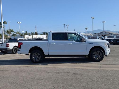 2025 Ford F-150 Lightning XLT