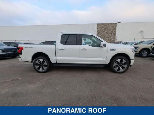 2025 Ford F-150 Lightning Platinum