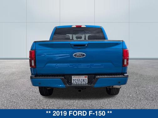 VELOCITY BLUE 2019 Ford F-150 Lariat
