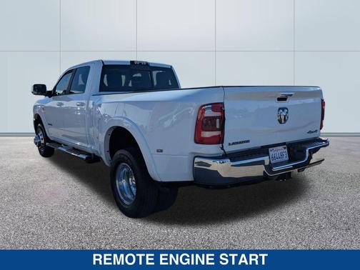 2021 RAM 3500 Laramie Crew Cab 4x4 8' Box