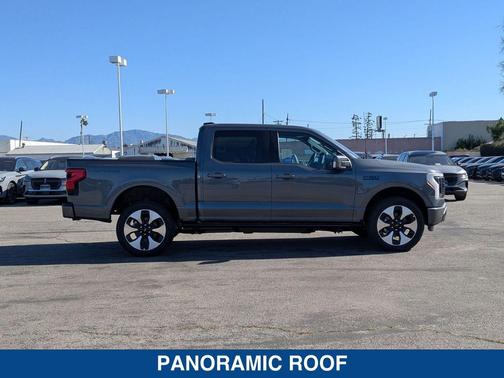 2025 Ford F-150 Lightning Platinum