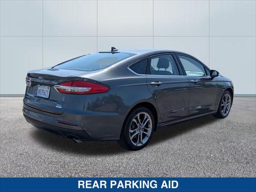 2020 Ford Fusion SEL