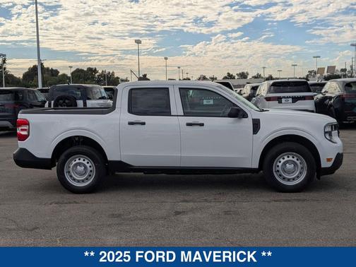 2025 Ford Maverick XL