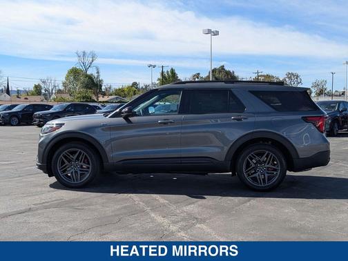 2026 Ford Explorer ST Line