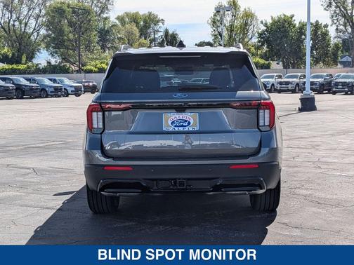 2026 Ford Explorer ST Line