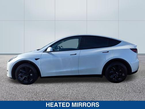 2022 Tesla Model Y Long Range Dual Motor All-Wheel Drive