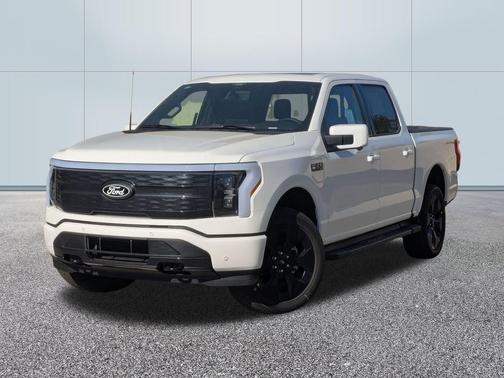 2025 Ford F-150 Lightning Platinum