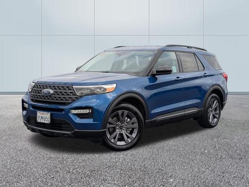 ATLAS BLUE METALLIC 2023 Ford Explorer XLT