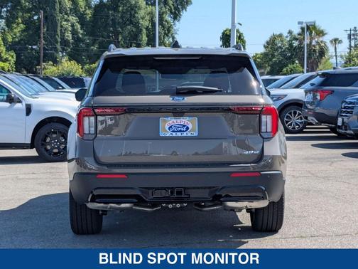 Marsh Gray 2026 Ford Explorer ST Line