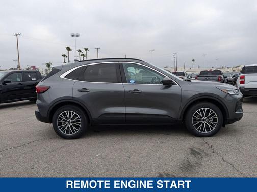 2025 Ford Escape PHEV Base