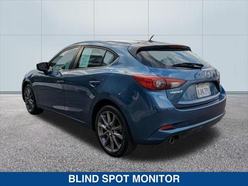 2018 Mazda Mazda3 Touring