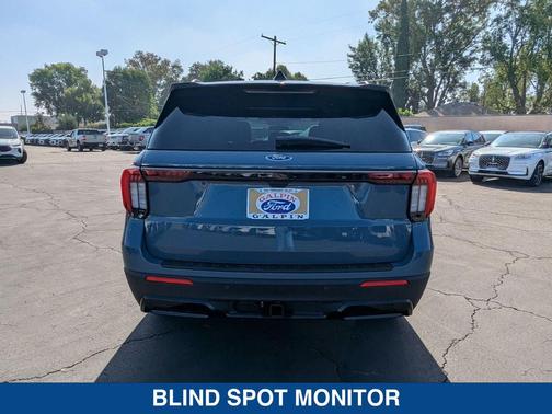2025 Ford Explorer ST Line