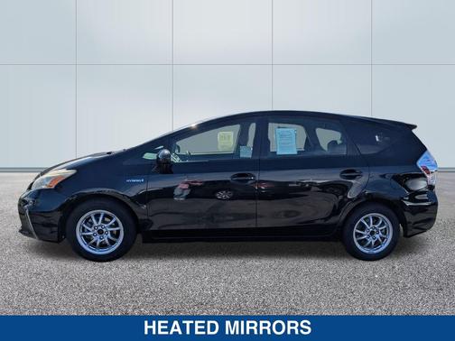 2014 Toyota Prius v Three