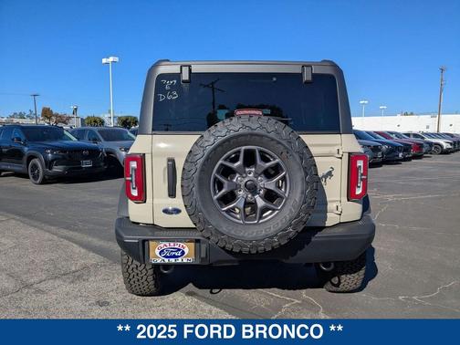 2025 Ford Bronco Badlands