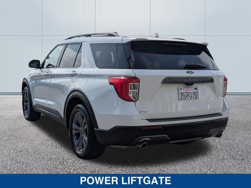 STAR WHITE MET TRI-COAT 2023 Ford Explorer XLT
