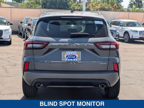 2025 Ford Escape ST-Line Elite