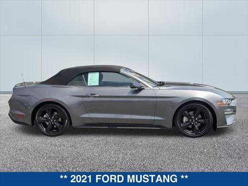 2021 Ford Mustang EcoBoost
