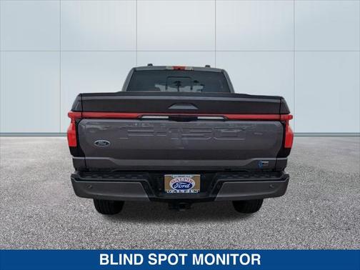 2022 Ford F-150 Lightning LARIAT