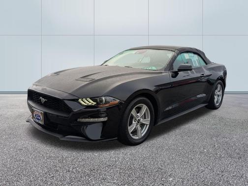 2022 Ford Mustang EcoBoost