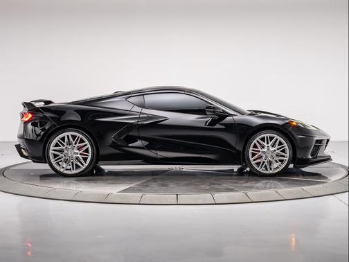 2021 Chevrolet Corvette Stingray w/2LT