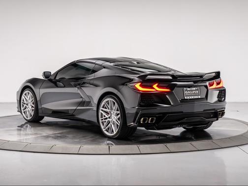 2021 Chevrolet Corvette Stingray w/2LT