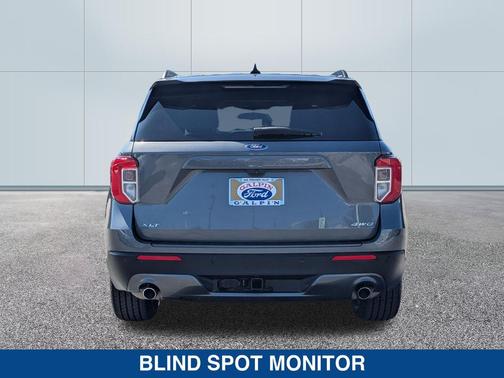 CARBONIZED GRAY METALLIC 2023 Ford Explorer XLT