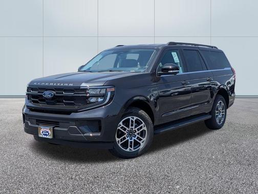 Dark Matter Gray Metallic 2026 Ford Expedition Max Active 4x4
