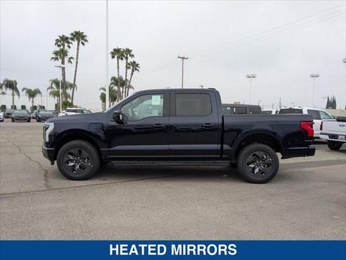 2025 Ford F-150 Lightning LARIAT