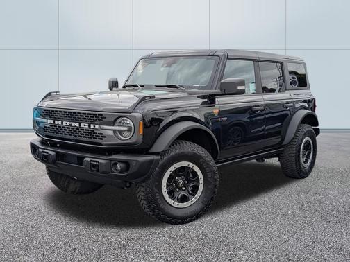 SHADOW BLACK 2023 Ford Bronco Badlands