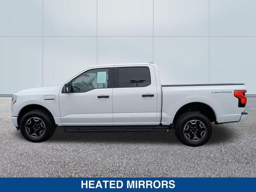 2023 Ford F-150 Lightning XLT