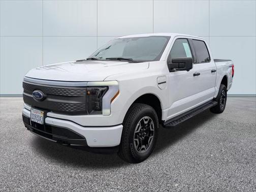 2023 Ford F-150 Lightning XLT