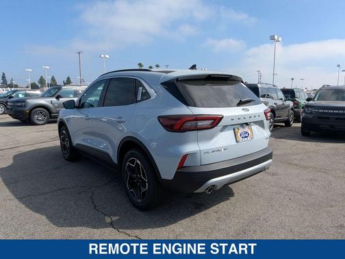 2025 Ford Escape Platinum