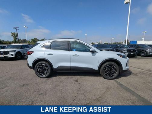 2025 Ford Escape Platinum