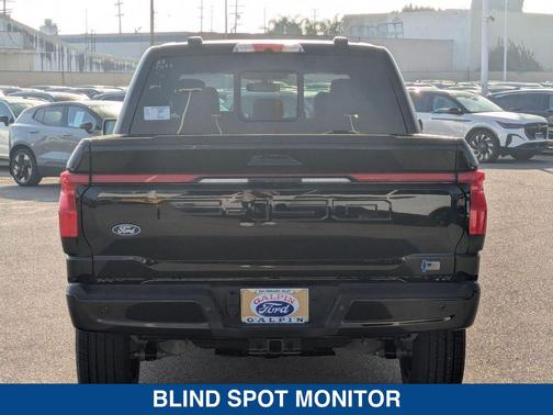 2025 Ford F-150 Lightning Platinum