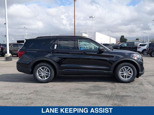 AGATE BLACK METALLIC 2026 Ford Explorer Active