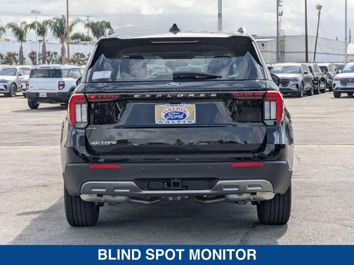 AGATE BLACK METALLIC 2026 Ford Explorer Active