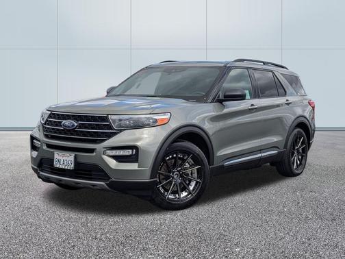 SILVER SPRUCE METALLIC 2020 Ford Explorer XLT